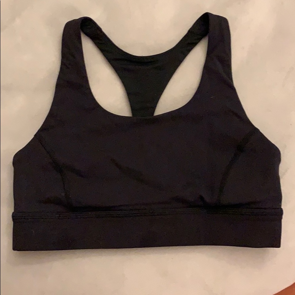Black lululemon sports bra